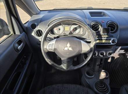 Mitsubishi - Colt