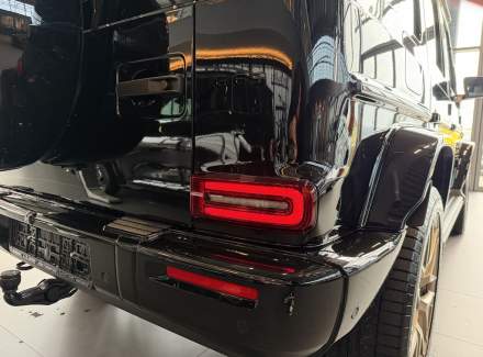 Mercedes-Benz - G-class