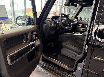 Mercedes-Benz - G-class