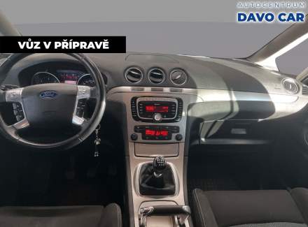 Ford - S-MAX