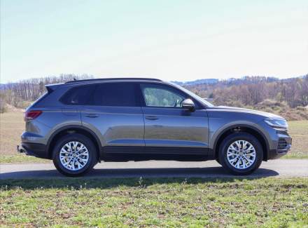 Volkswagen - Touareg