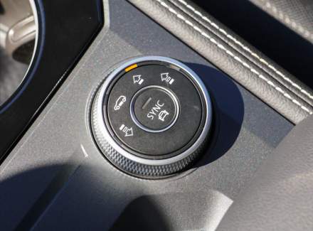 Volkswagen - Touareg