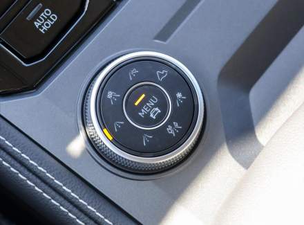 Volkswagen - Touareg