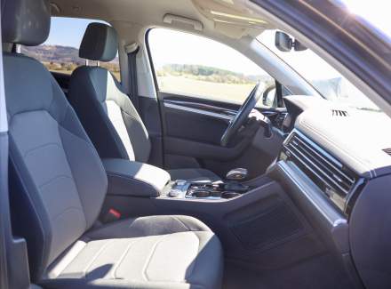 Volkswagen - Touareg