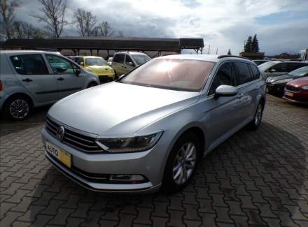 Volkswagen - Passat