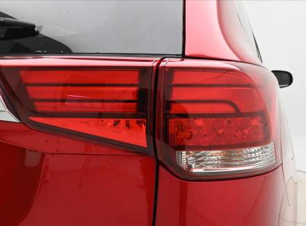 Mitsubishi - Outlander