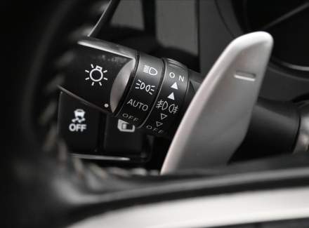 Mitsubishi - Outlander