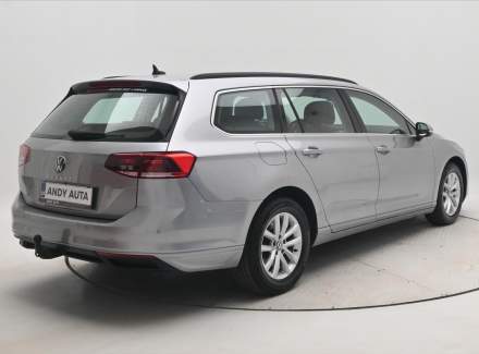 Volkswagen - Passat