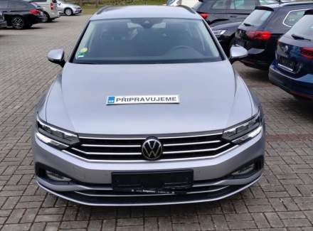 Volkswagen - Passat