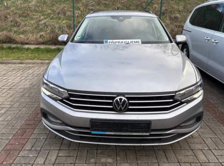 Volkswagen - Passat
