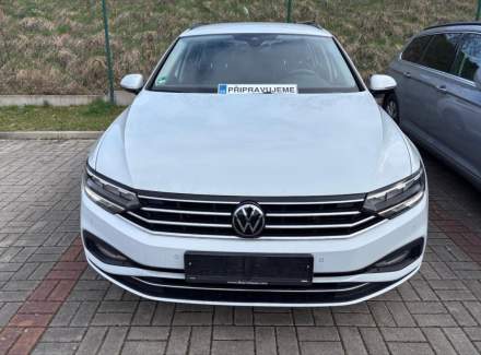 Volkswagen - Passat