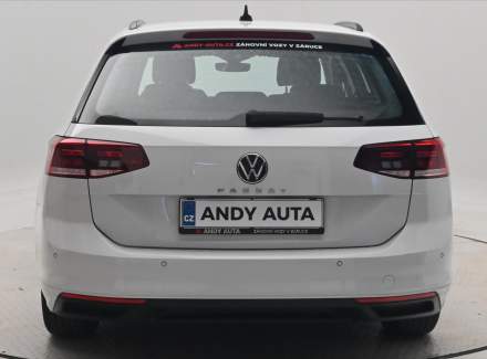 Volkswagen - Passat