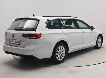 Volkswagen - Passat