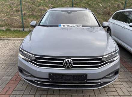 Volkswagen - Passat