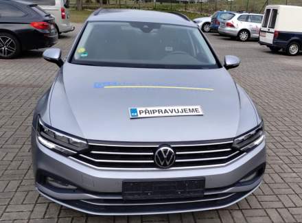 Volkswagen - Passat