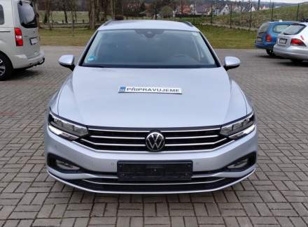 Volkswagen - Passat
