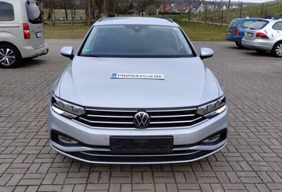 Volkswagen - Passat