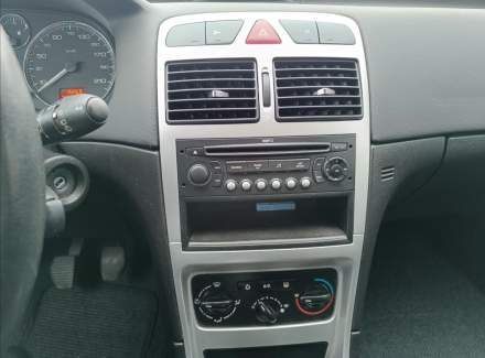 Peugeot - 307