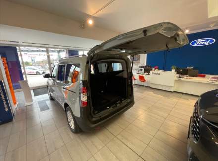 Ford - Tourneo Courier