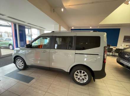 Ford - Tourneo Courier