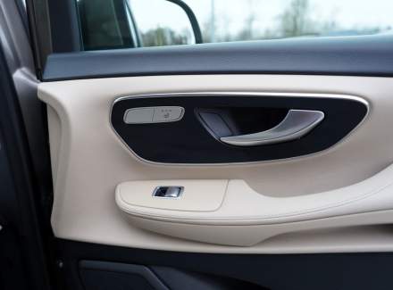 Mercedes-Benz - V-class