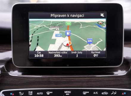 Mercedes-Benz - V-class