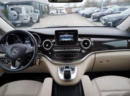 Mercedes-Benz - V-class