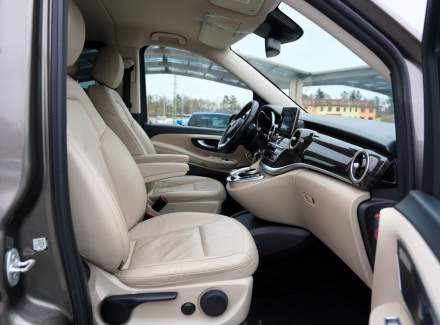 Mercedes-Benz - V-class