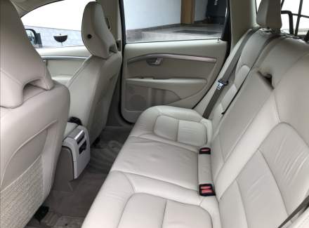 Volvo - XC70