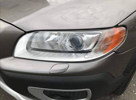 Volvo - XC70