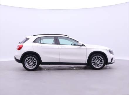 Mercedes-Benz - GLA