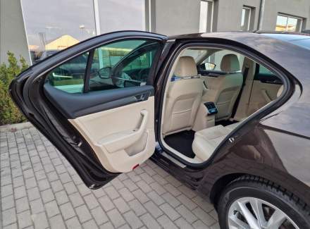 Škoda - Superb