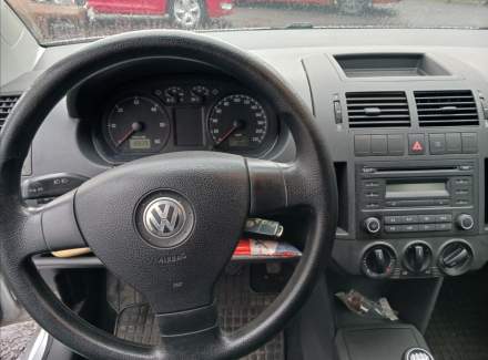 Volkswagen - Polo