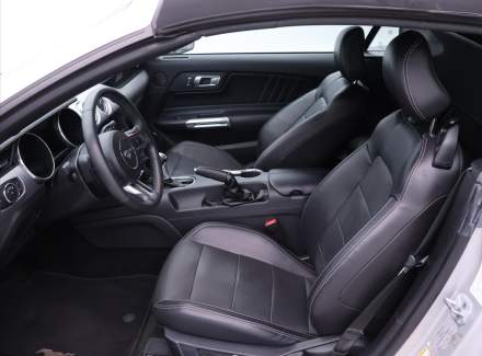 Ford - Mustang