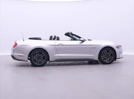 Ford - Mustang