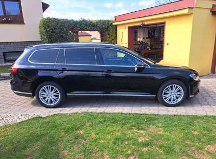 Volkswagen - Passat