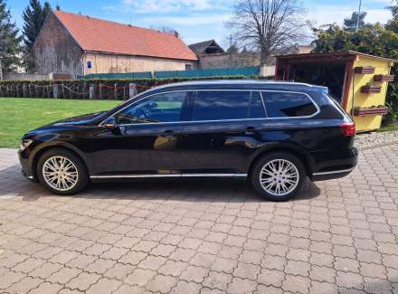 Volkswagen - Passat
