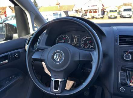 Volkswagen - Touran