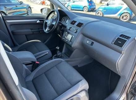 Volkswagen - Touran
