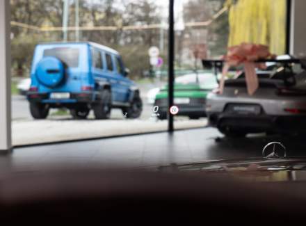 Mercedes-Benz - S-class