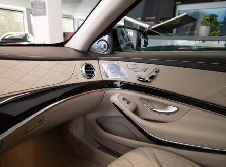 Mercedes-Benz - S-class