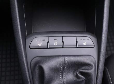 Kia - Stonic