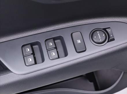 Kia - Stonic
