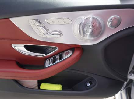 Mercedes-Benz - C-class