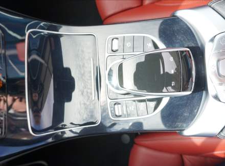 Mercedes-Benz - C-class