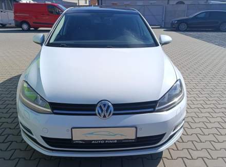 Volkswagen - Golf