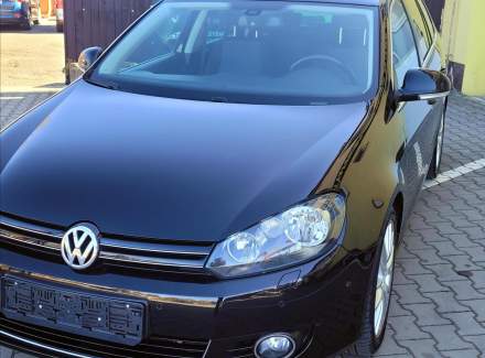 Volkswagen - Golf