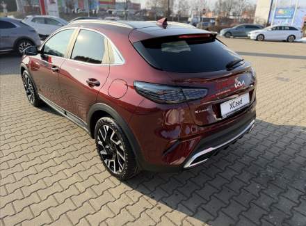 Kia - XCeed