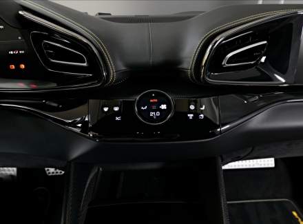 Ferrari - Purosangue