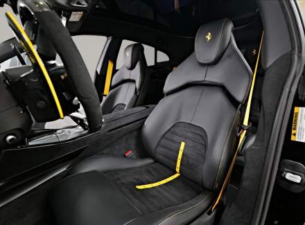 Ferrari - Purosangue